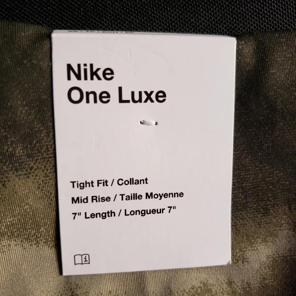 Nike One Luxe 7” Tie Dye Mid Rise Biker‎ Shorts NWT XS